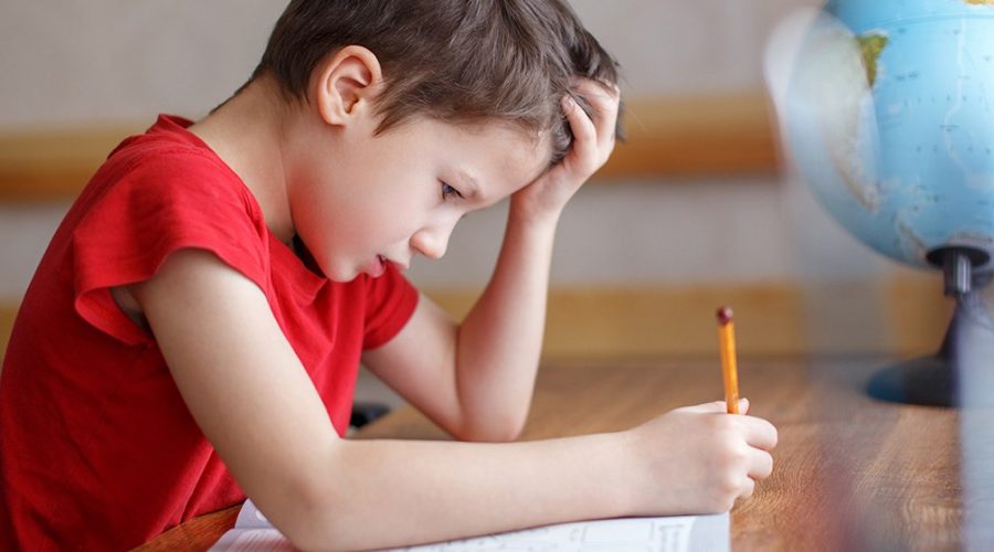 Çocuklarda Dikkat Dağınıklığı Belirtileri Nelerdir?